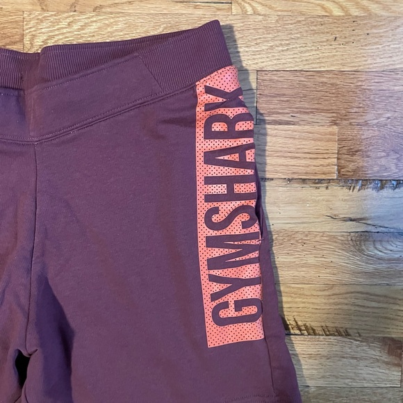 Men Gymshark Shorts - Picture 2 of 3